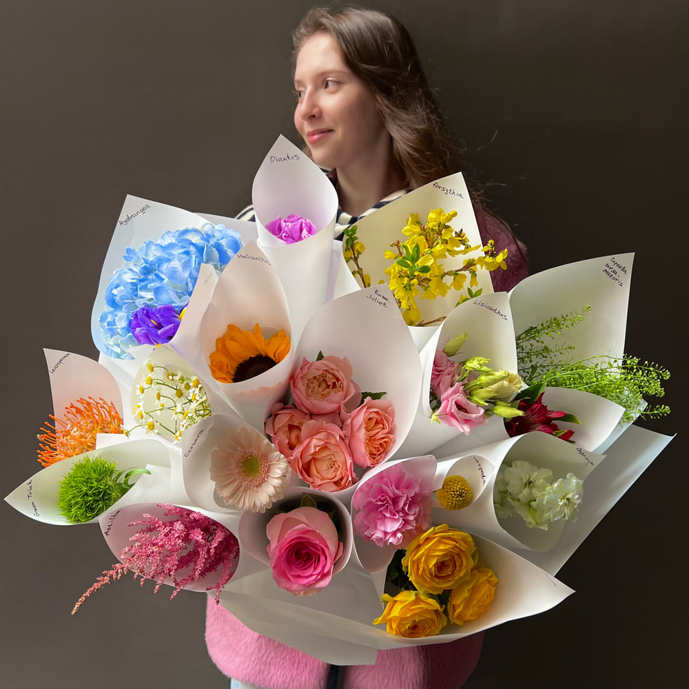 Дофаминовый букет в корейском стиле, размер XL от RoseMarkt