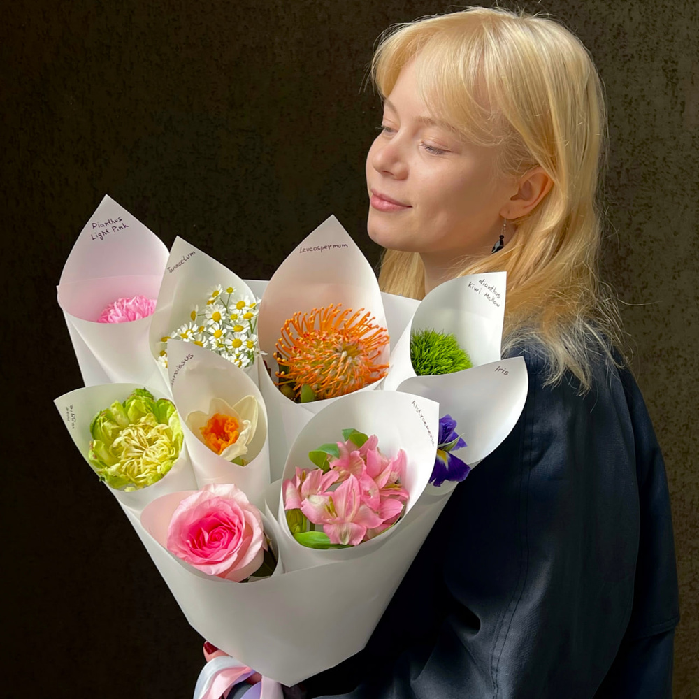 Дофаминовый букет в корейском стиле, размер S