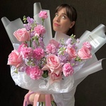 Мур-Мур: пионовидные розы Пинк О` Хара, маттиола и гвоздика — авторский букет с пионовидной розой, маттиолой и гвоздикой - Фотография 3