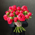 Коралловые пионы — монобукет из коралловых пионов - Фотография 5