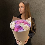 Гвоздика микс в крафте: 15 цветков недорого — монобукет из 15 гвоздик микс - Фотография 2