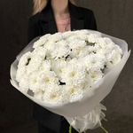 Монобукет «Белый шелк» из 11 белых кустовых хризантем — монобукет из 11 кустовых хризантем Алтай - Фотография 3
