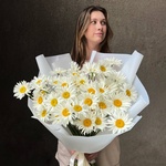 51 ромашка в упаковке — монобукет из 51 ромашки - Фотография 2