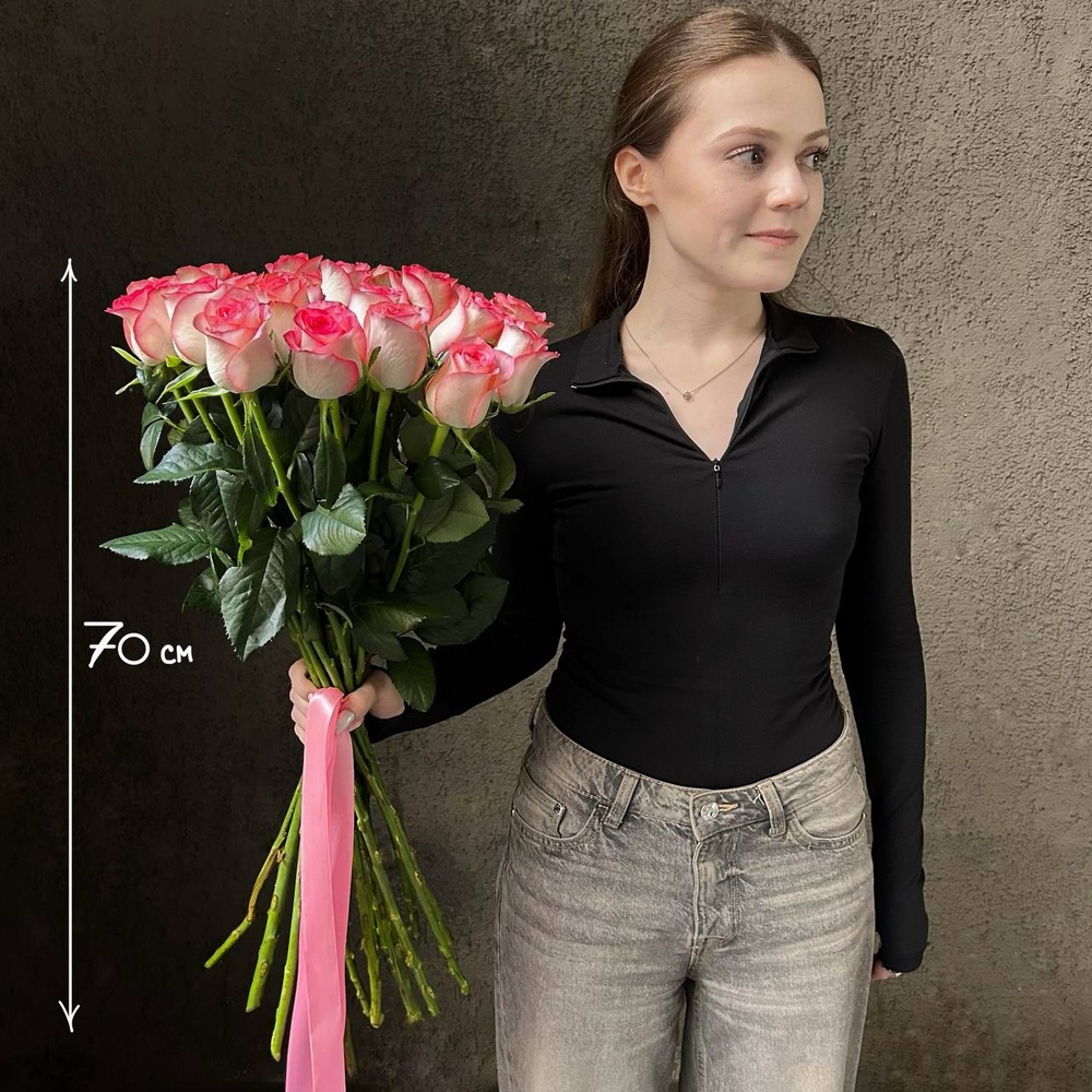 Розы розовые 70 см. Россия