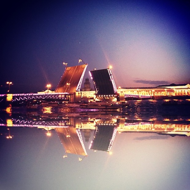 Любимый город белых ночей и белых тюльпанов