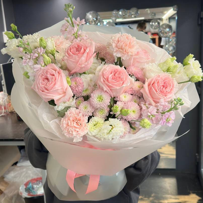 Почему цветы — плохой способ загладить вину, и что работает лучше