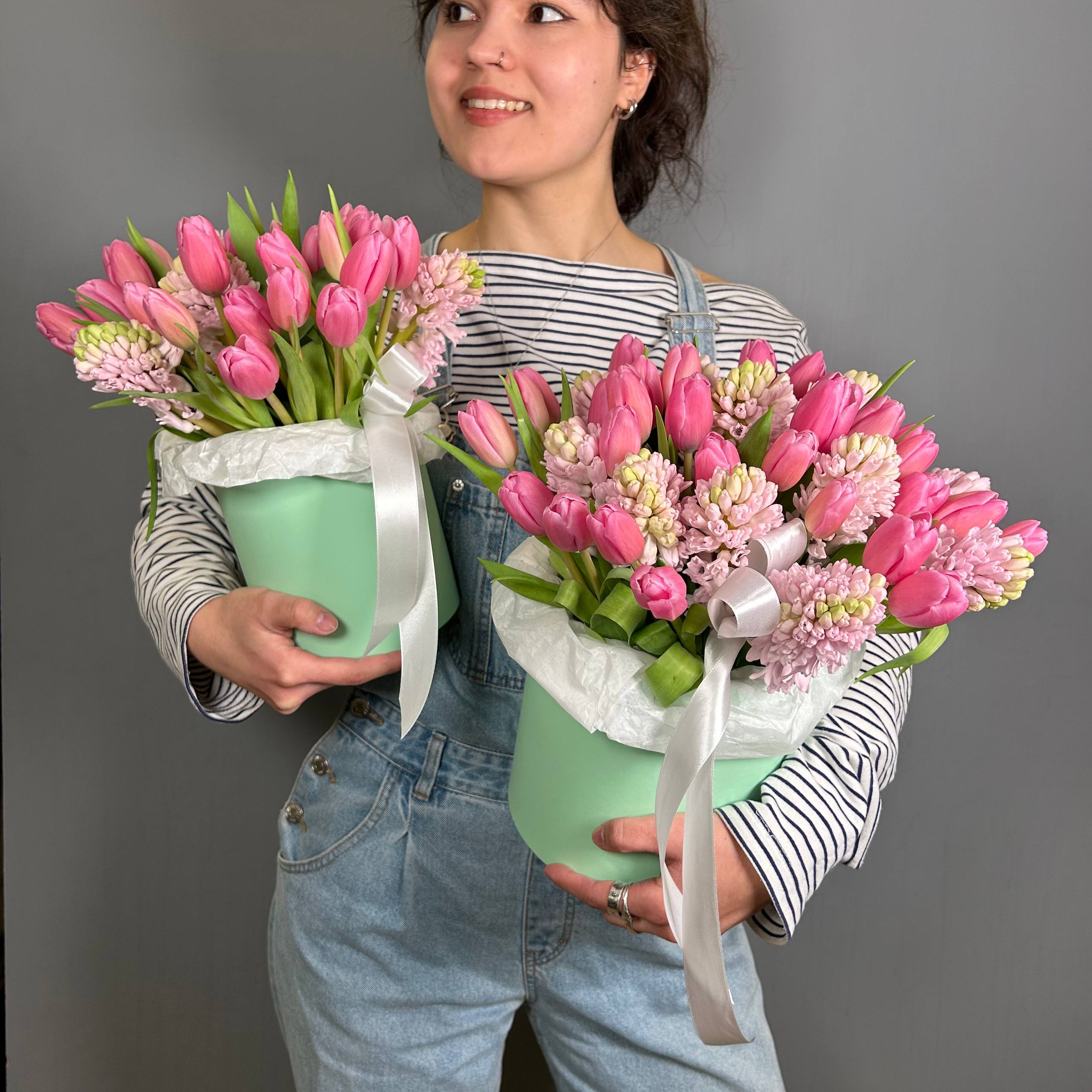 Букет коллеге на день рождения: какие цветы уместны и как выбрать